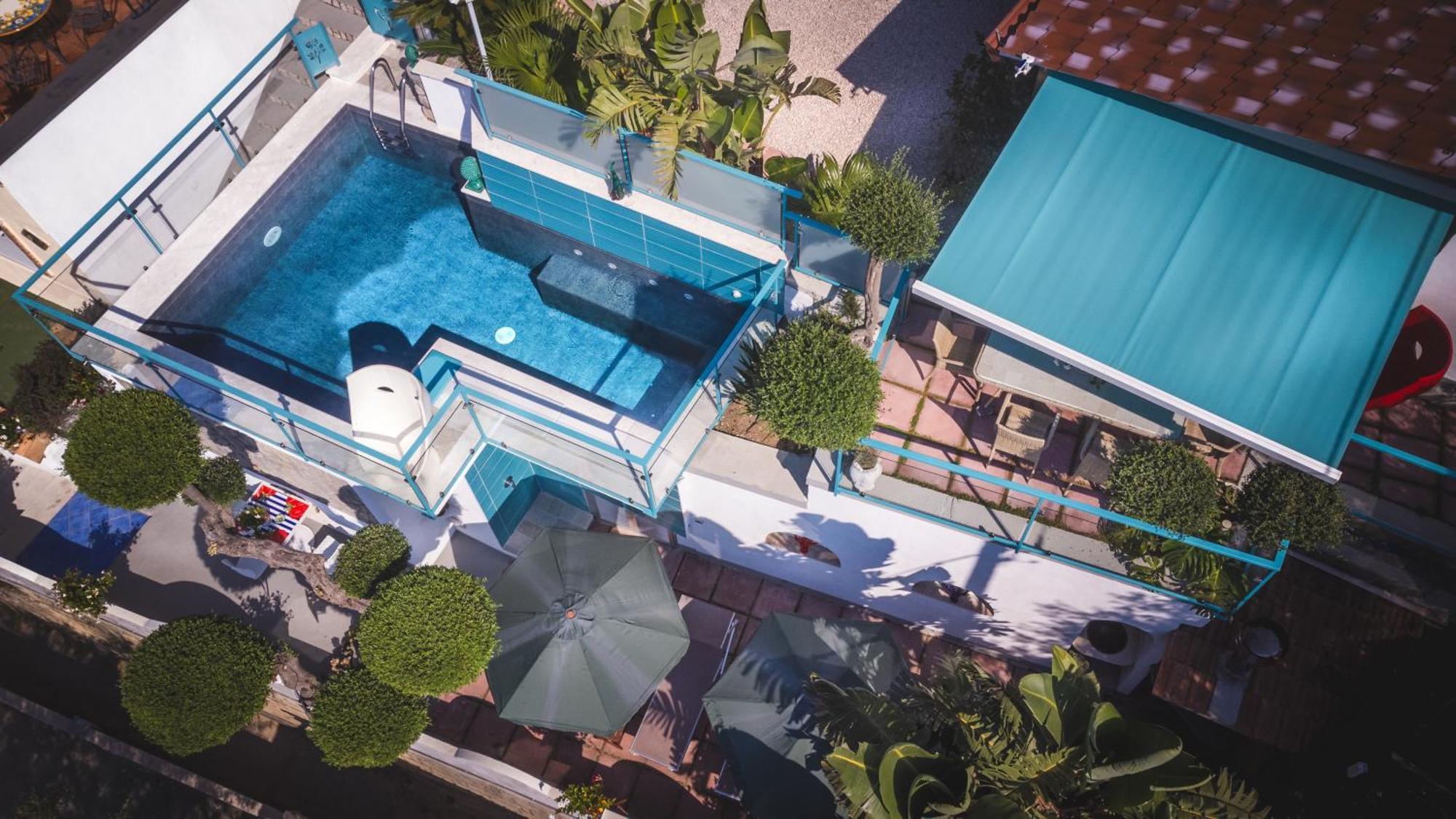Villa Islamorada Pool And Sea View ماسّا لوبْرينسِ المظهر الخارجي الصورة