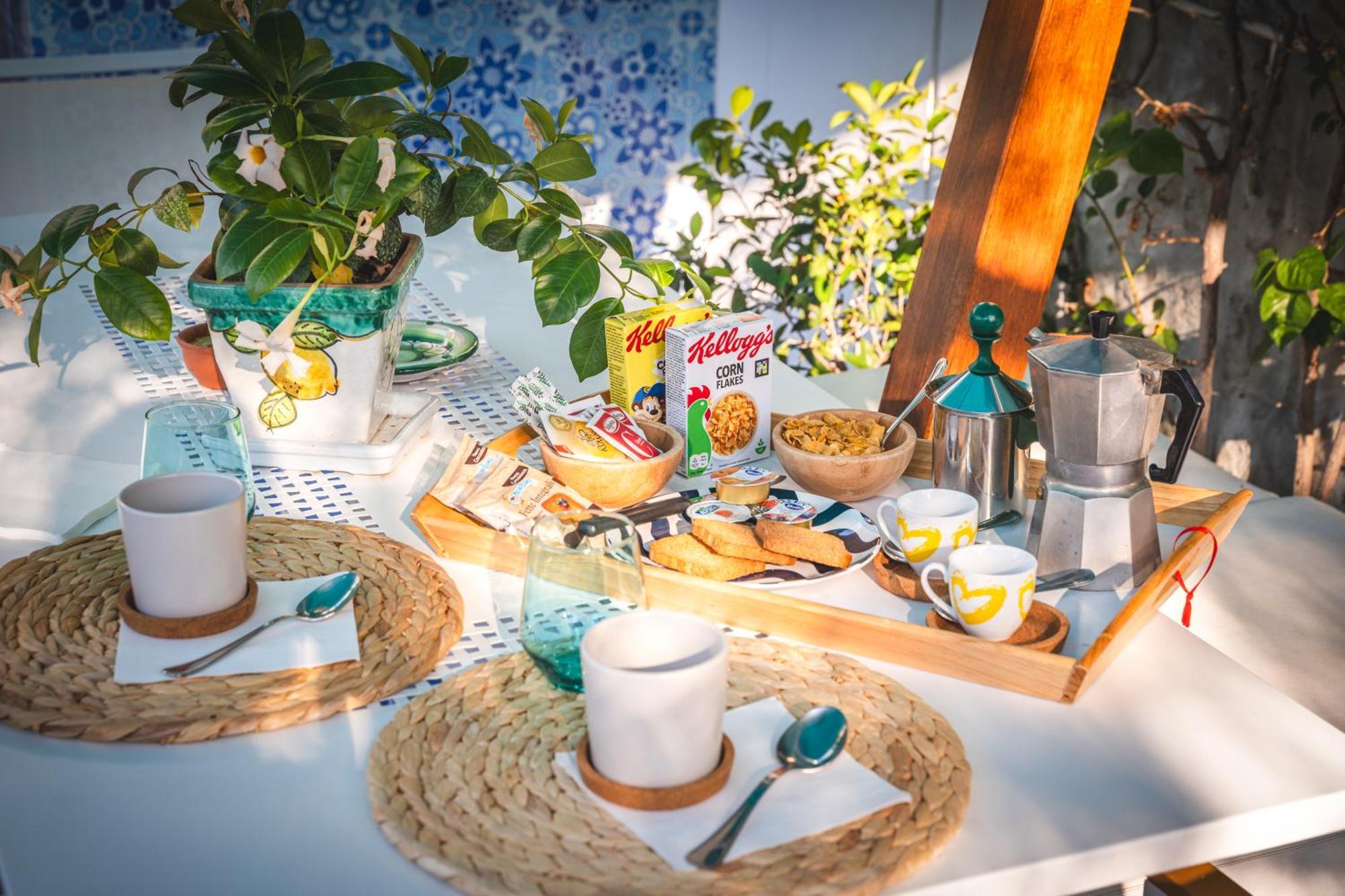 Villa Islamorada Pool And Sea View ماسّا لوبْرينسِ المظهر الخارجي الصورة